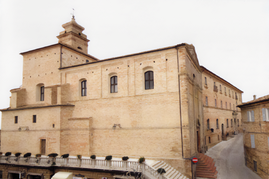 vista totale da Piazza Trieste
