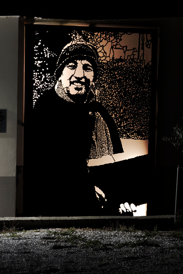 installazione di COWARTE Claudio Carloni Street & Stencil Artist - ingresso