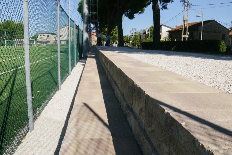 scorcio laterale con sedute