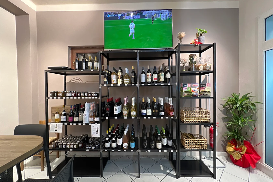 la vetrina dei prodotti del territorio da acquistare