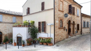 La finestra sul campanile B&B